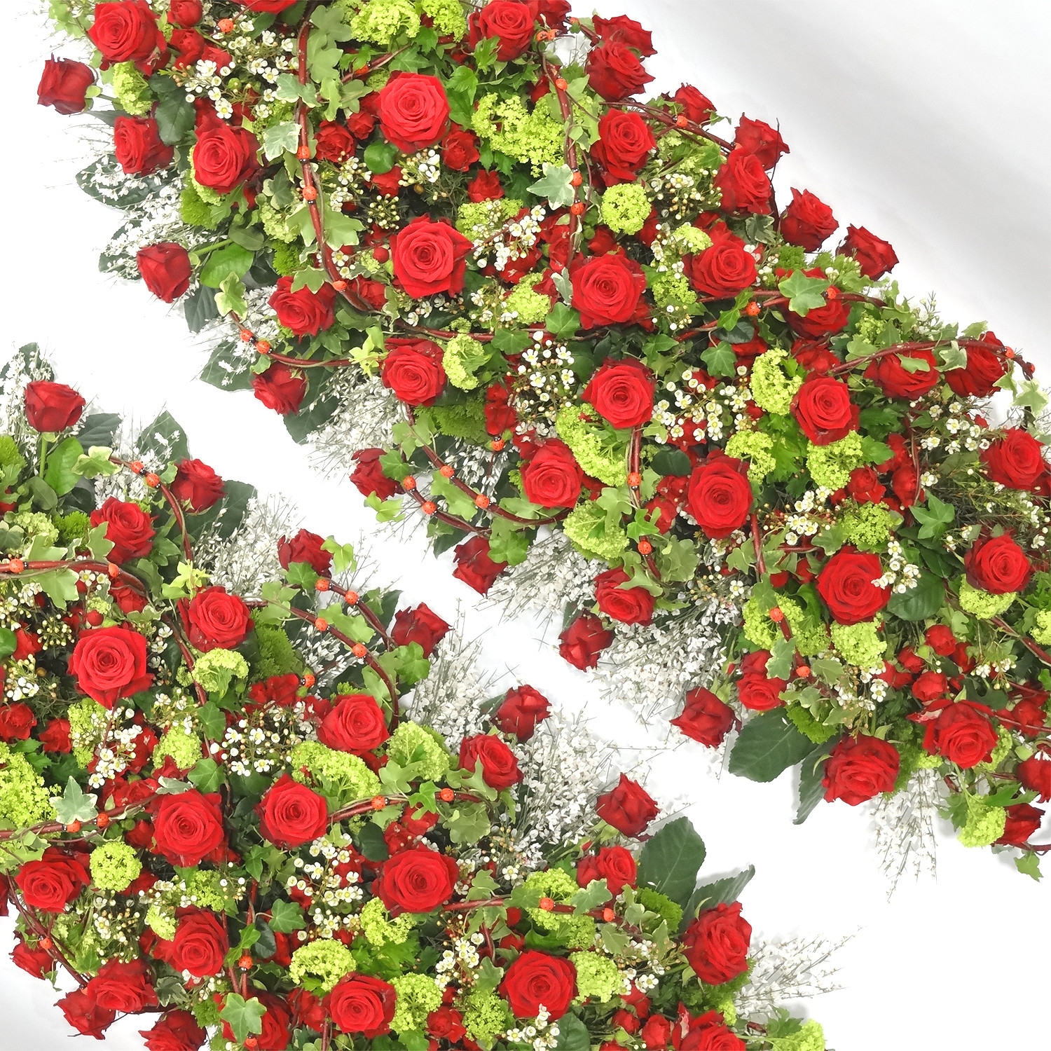 Long arrangement de roses, dessus de cercueil, couleur à choix