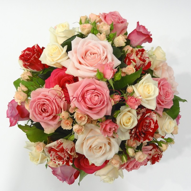 Magnifique bouquet de roses, couleurs pastelles