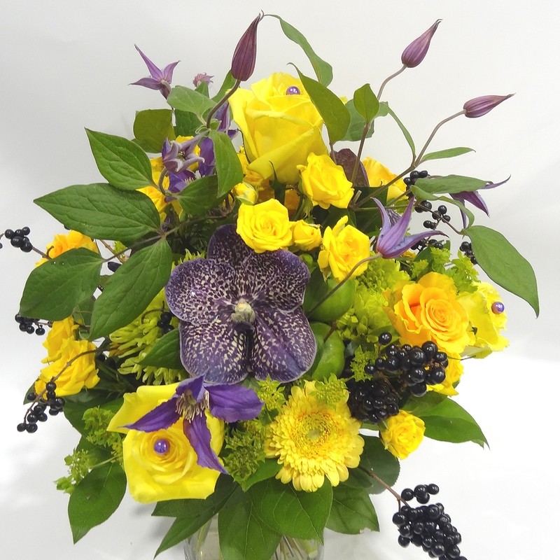 Bouquet joyeux en jaune et mauve