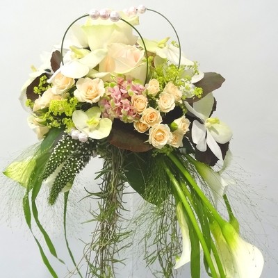 Bouquet de mariée, retombant
