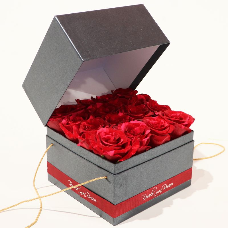 Belles boîte de 9 ou 16 roses rouges