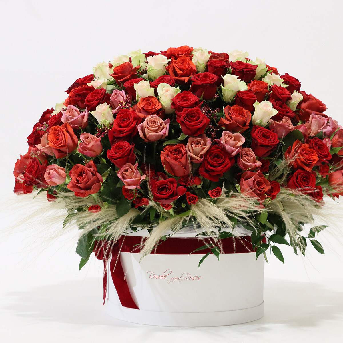 Spectaculaire boîte de roses