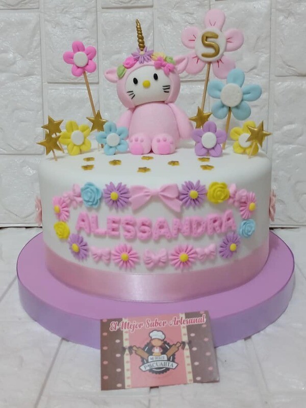 torta hello kity