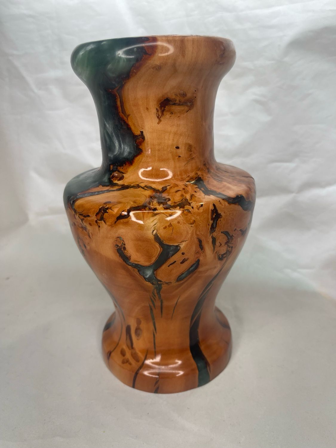 Apple Burl Epoxy Resin Vase – Handcrafted Resin Burl Wood Decor