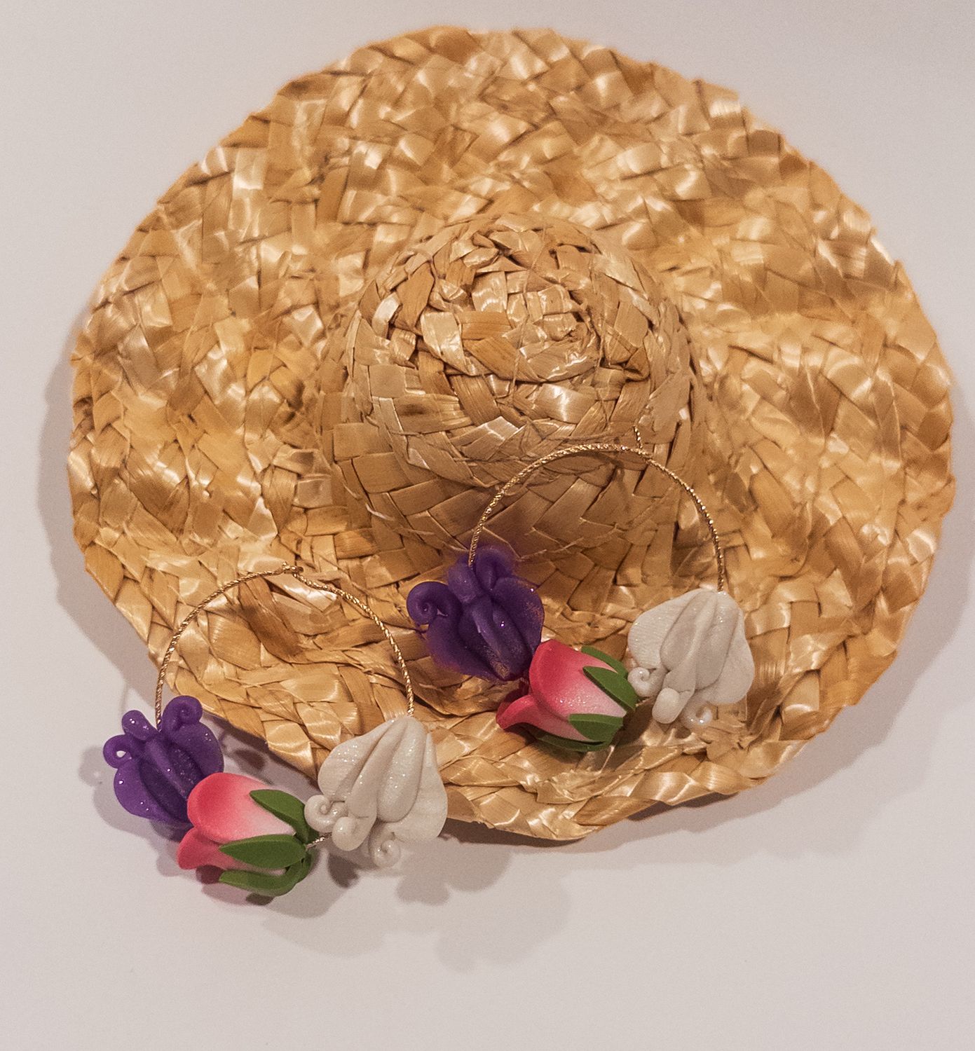 Lei (D) 14k GF Lightweight Hoops