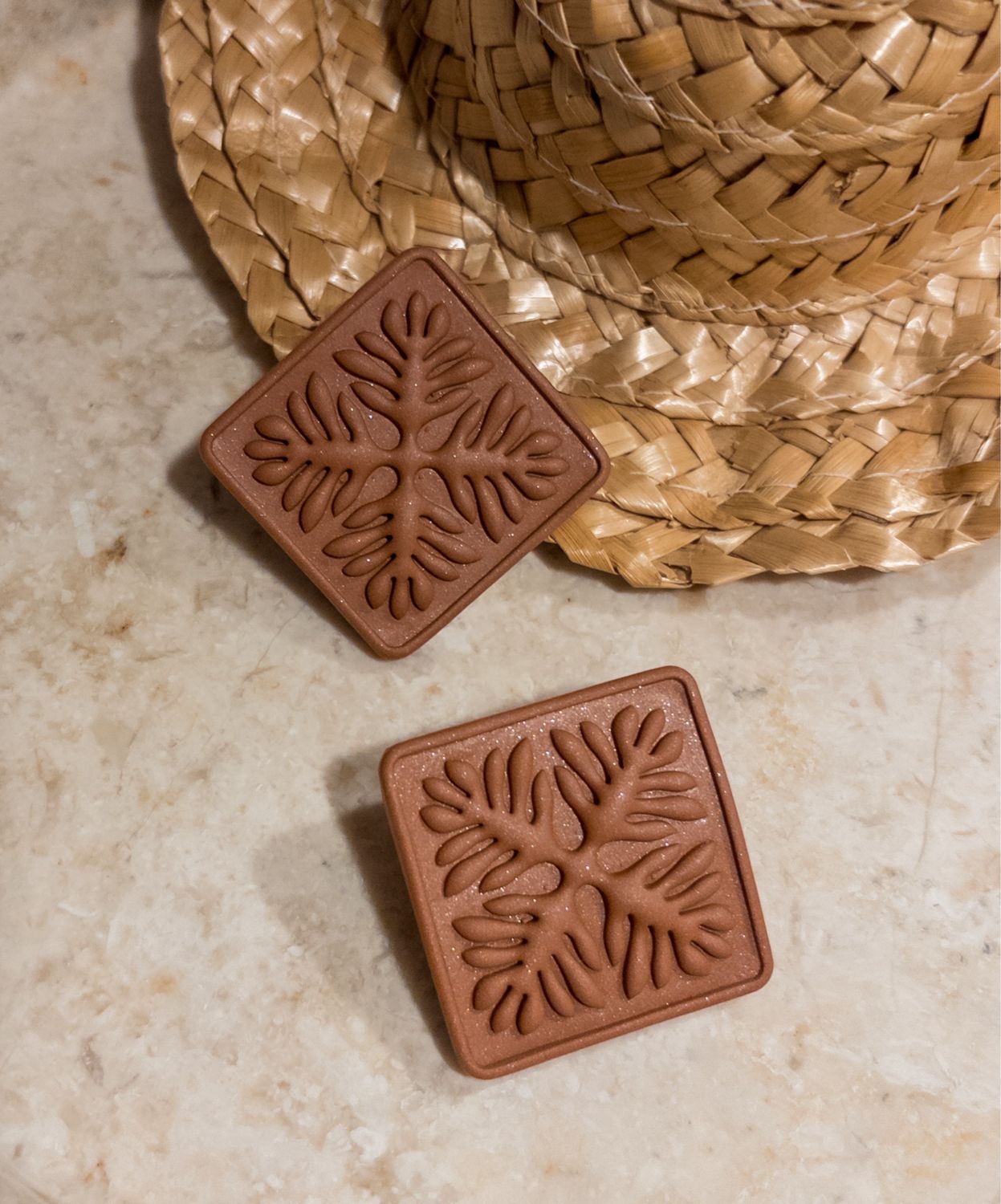 Hawaiian Host XL STUDS