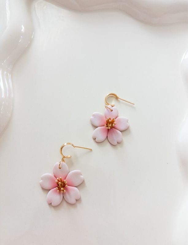 Snow Sakura Gold