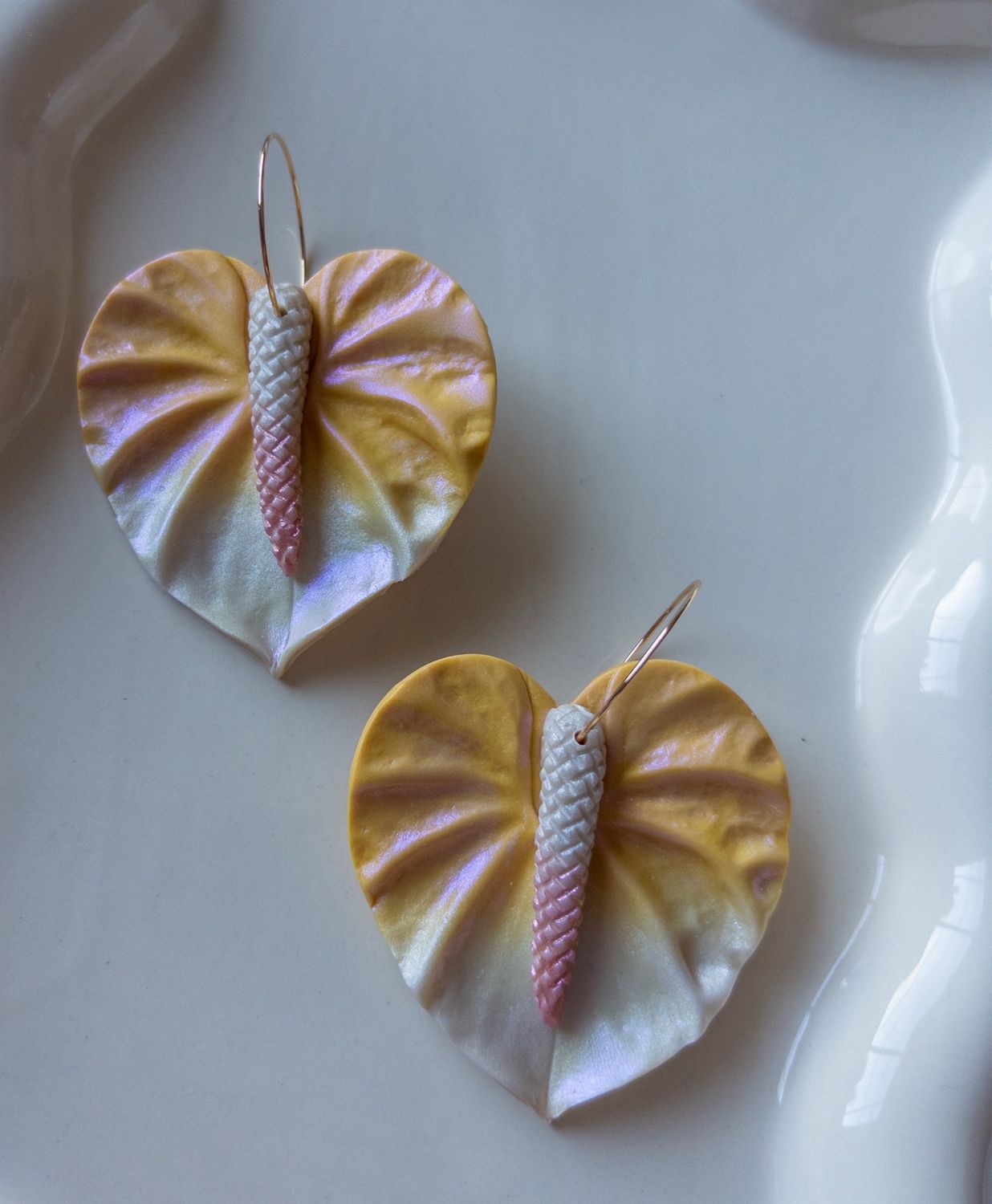Sunrise Pearl 14k Goldfilled Hoops