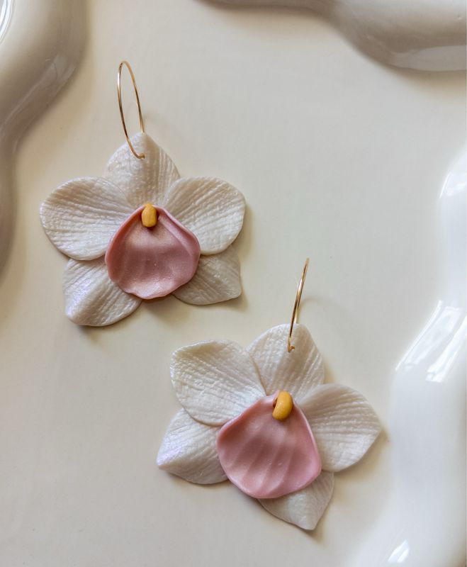 Blush Pearl 14k Goldfilled Hoops