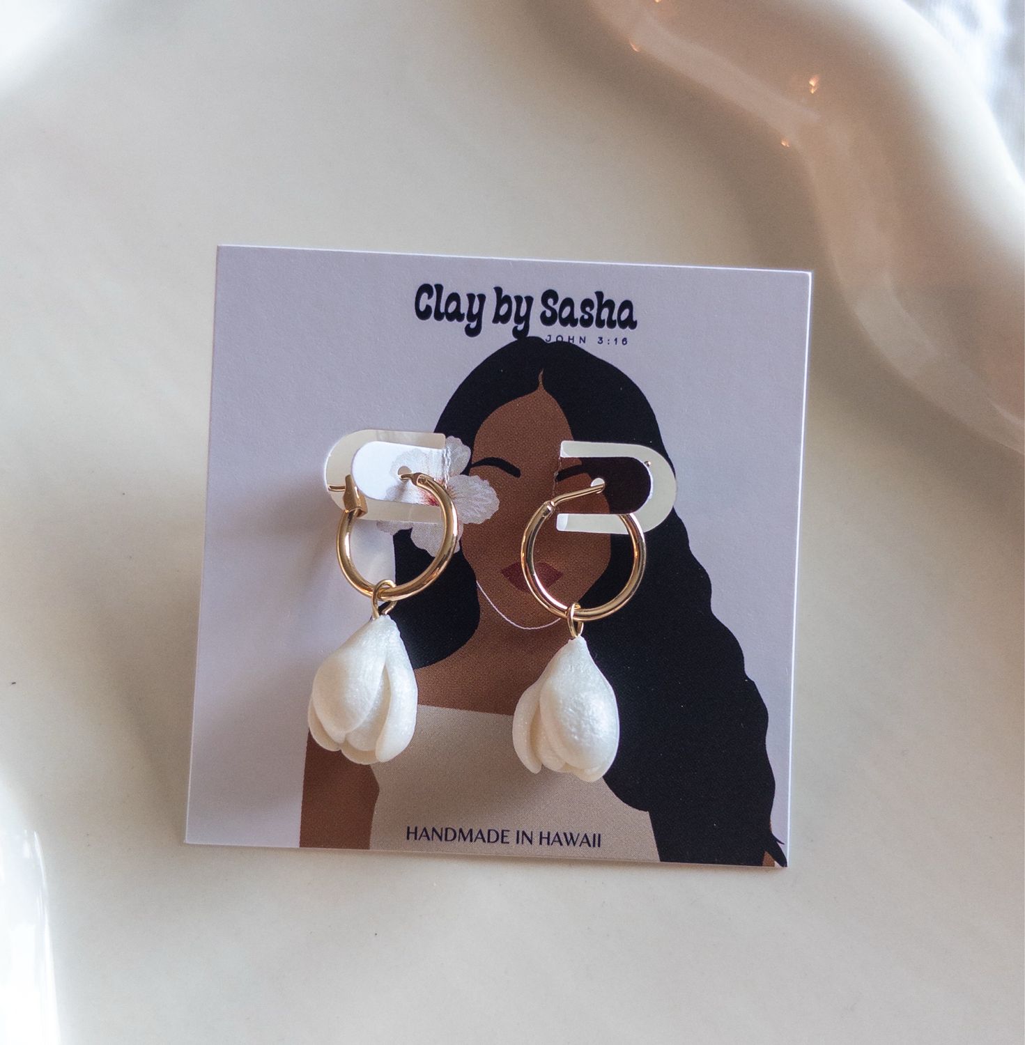 Pearl Huggie 18k Goldfilled Hoops