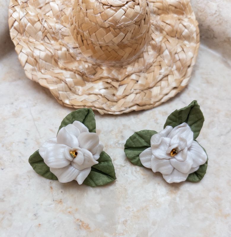 Gardenia Studs