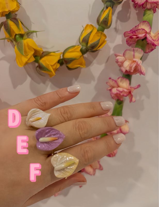 Medium Anthurium (F) Ring