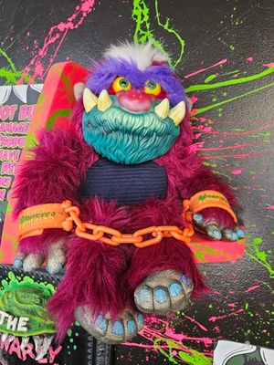 Strongur my pet monster euro hardface football monster