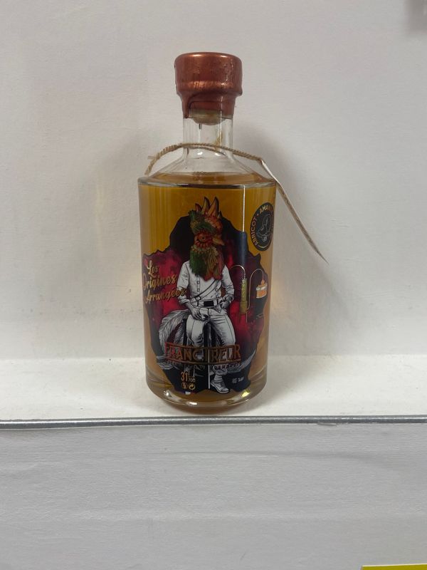 Rhum arrangé Franc tireur abricot amande