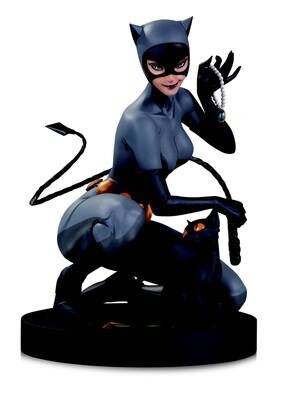 DC Direkt DC Designer Series Statue Catwoman by Stanley Artgerm Lau