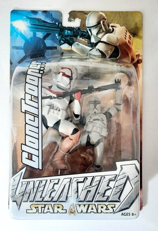 Hasbro Star Wars Unleashed Clone Trooper Actionfigur inkl. Diorama