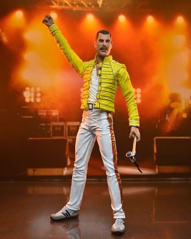 Neca Freddie Mercury Actionfigur Freddie Mercury (Yellow Jacket) 18 cm