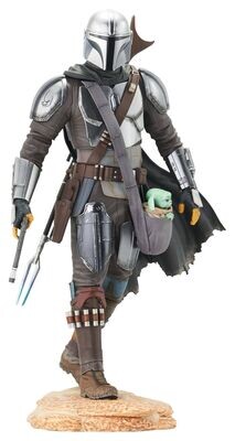 Gentle Giant Star Wars The Mandalorian with Child Premier Collection Statue