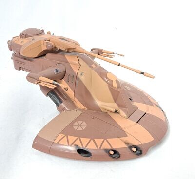 Hasbro Star Wars ATT Armored Assault Tank The Clone Wars Actionfiguren 2002