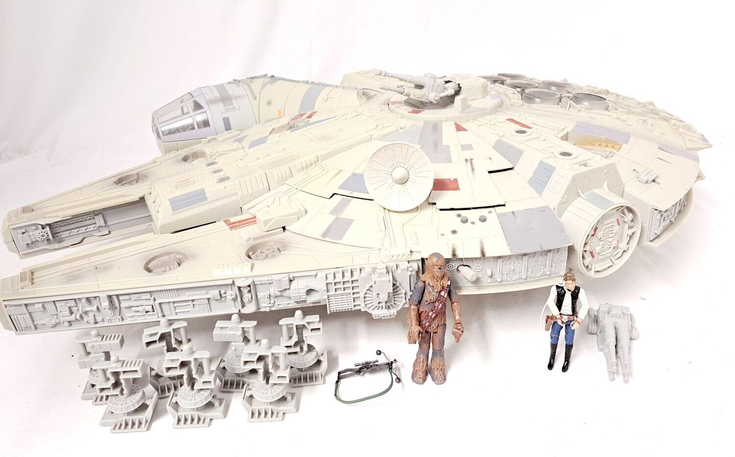 Hasbro Star Wars Legacy Millennium Falcon 2008 inkl Figuren Light & Sound