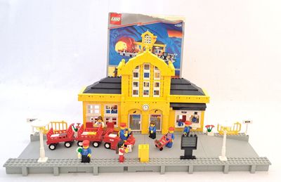 LEGO System 4554 Eisenbahn 9V Bahnhof Metro Station inkl. Bauanleitung !