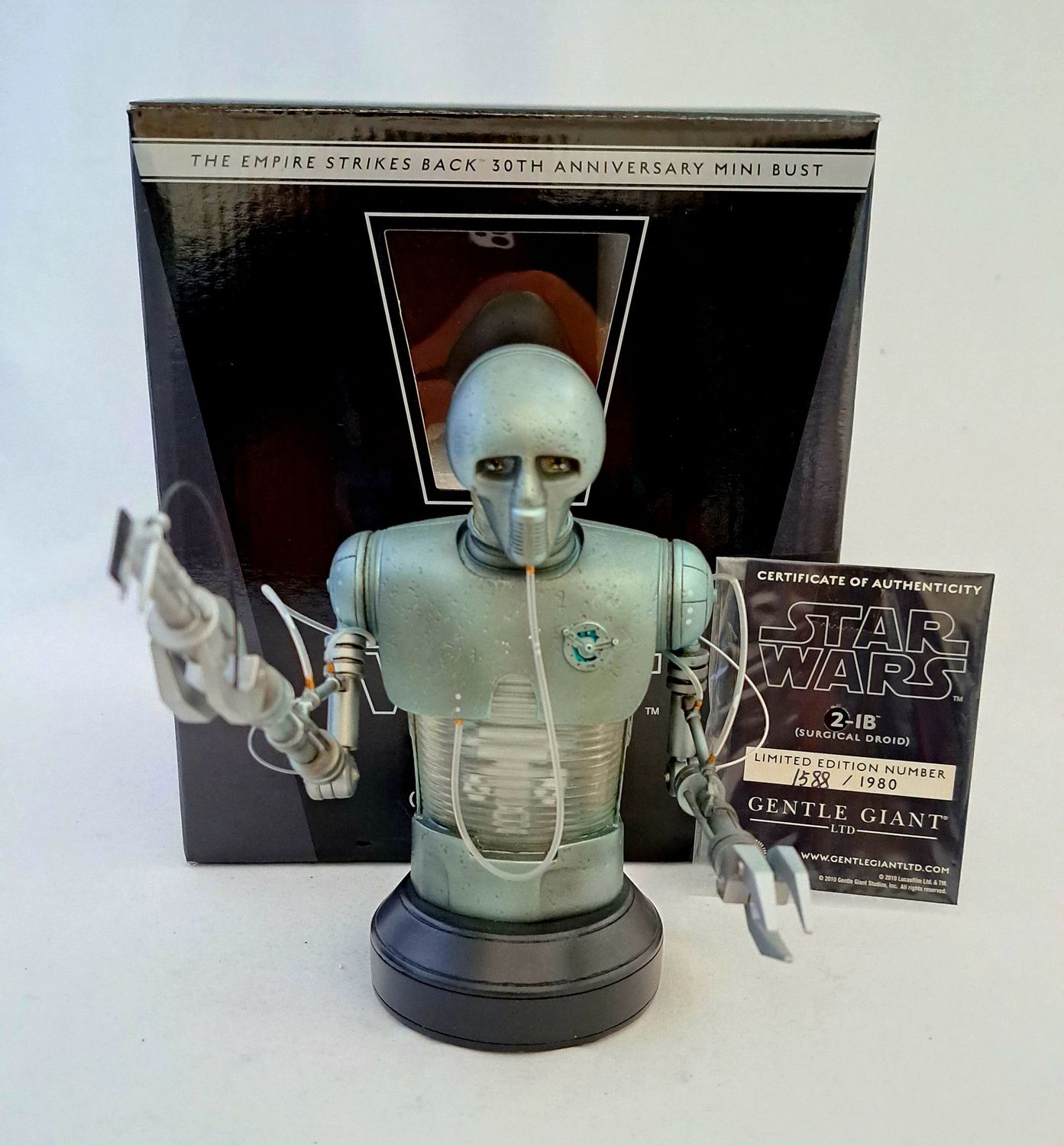 Gentle Giant Star Wars 2-1B Surgical Droid Mini Bust 30th Anniversary inkl. OVP
