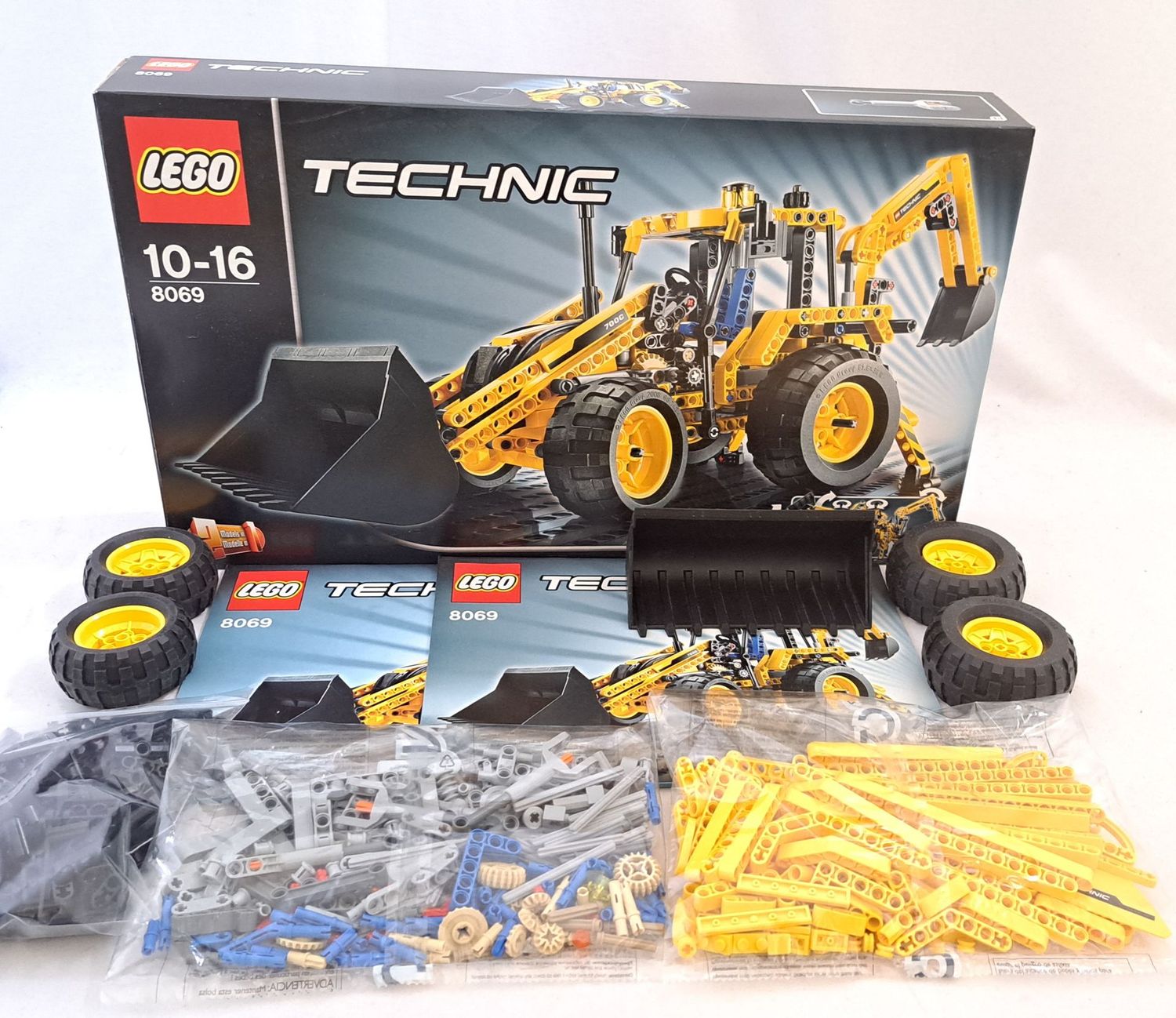 LEGO Technic 8069 Baggerlader Bagger 100 % KOMPLETT inkl. BA & OVP !
