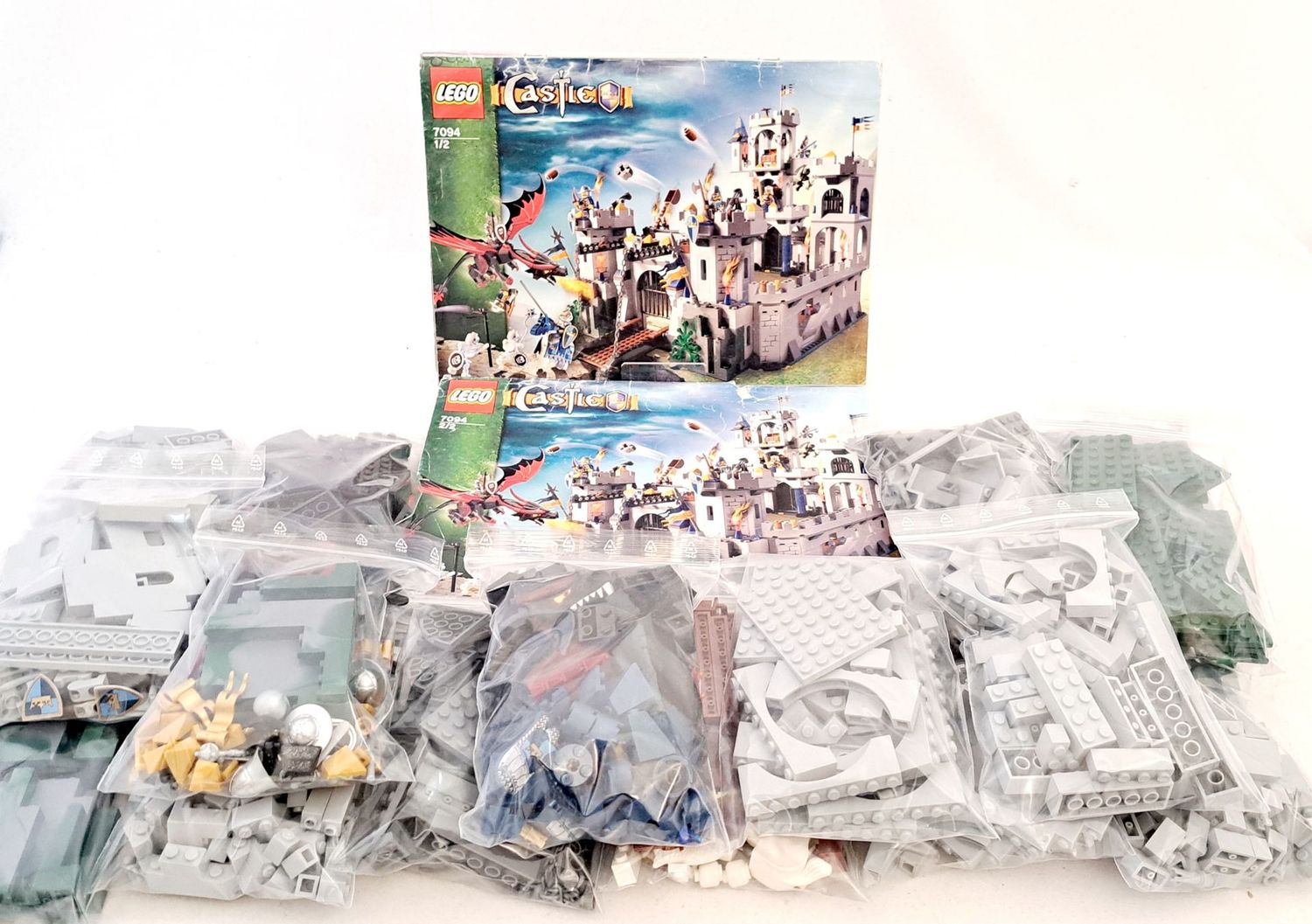 LEGO Castle 7094 Große Königsburg inkl. Drache + Minifiguren 100 % komplett + BA