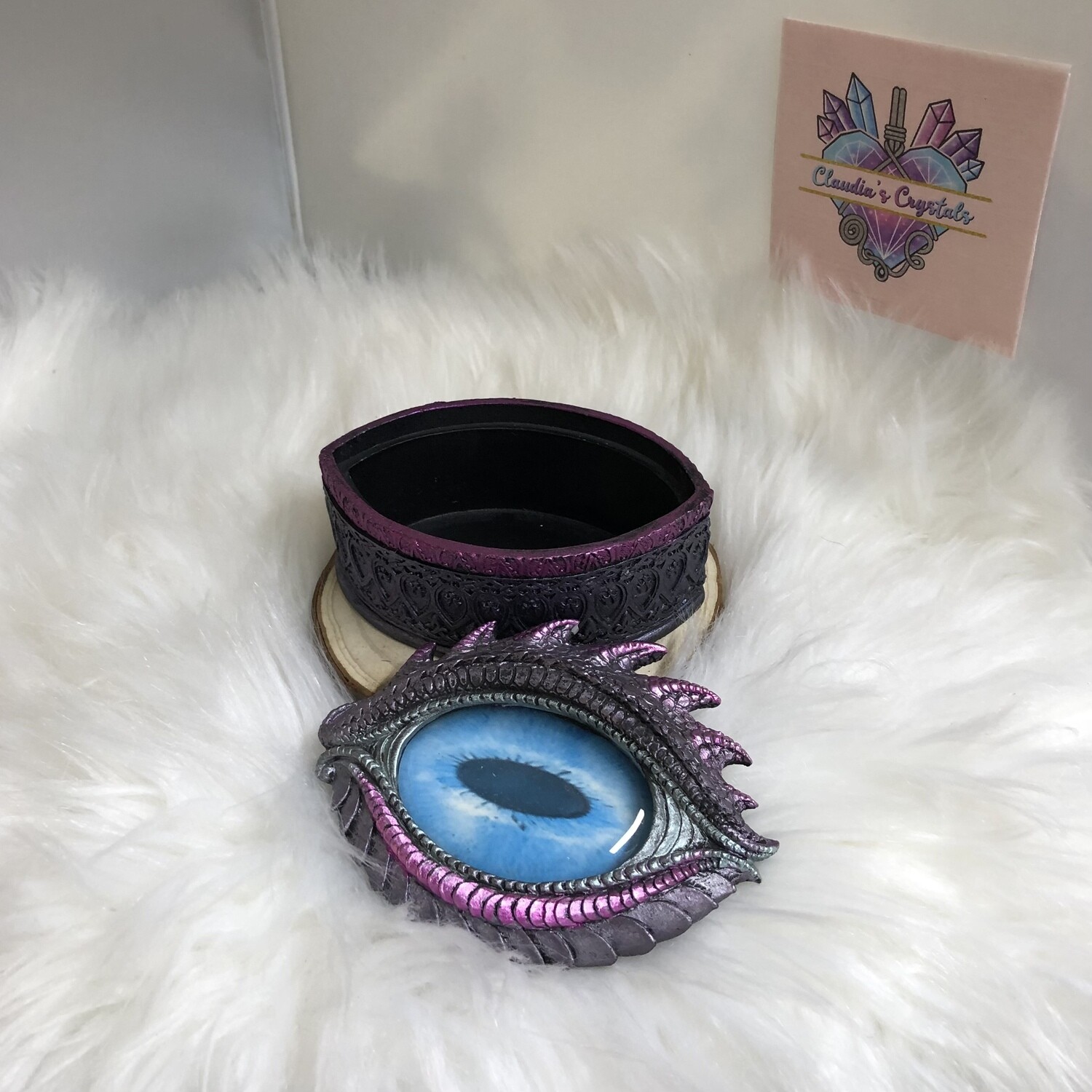 RESIN DRAGON EYE MAGNETIC TRINKET BOX