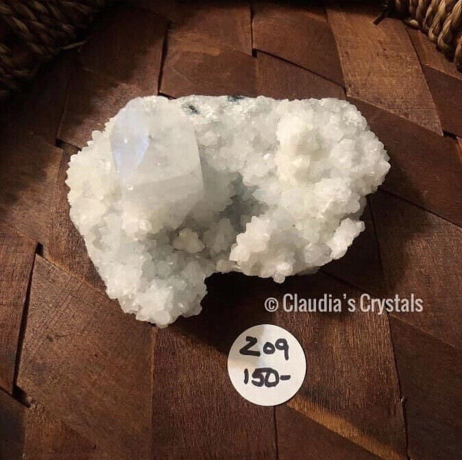 ZEOLITE SPECIMEN - 3&quot;