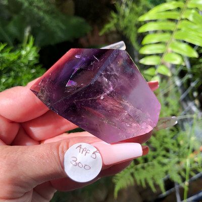 AMETHYST FACETED GEM