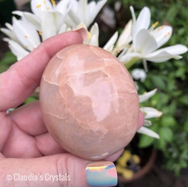 PEACH MOONSTONE - PALM STONE - 6cm - Balances Feminine Energy, Love, Harmony