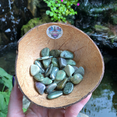 GROSSULARITE/GREEN GARNET - (Med)