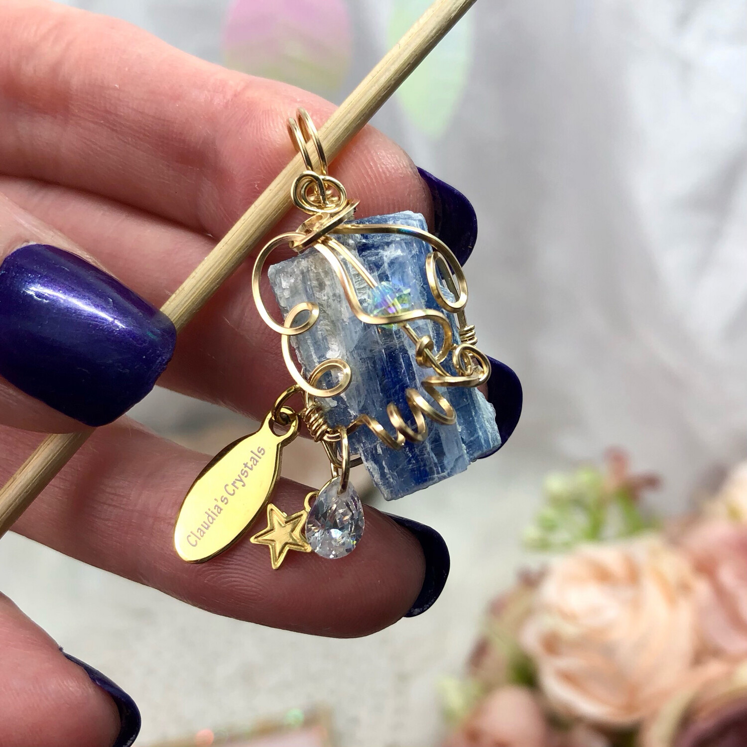 BLUE KYANITE - 14k Gold Filled - Gemstone Crystal Therapy Pendant