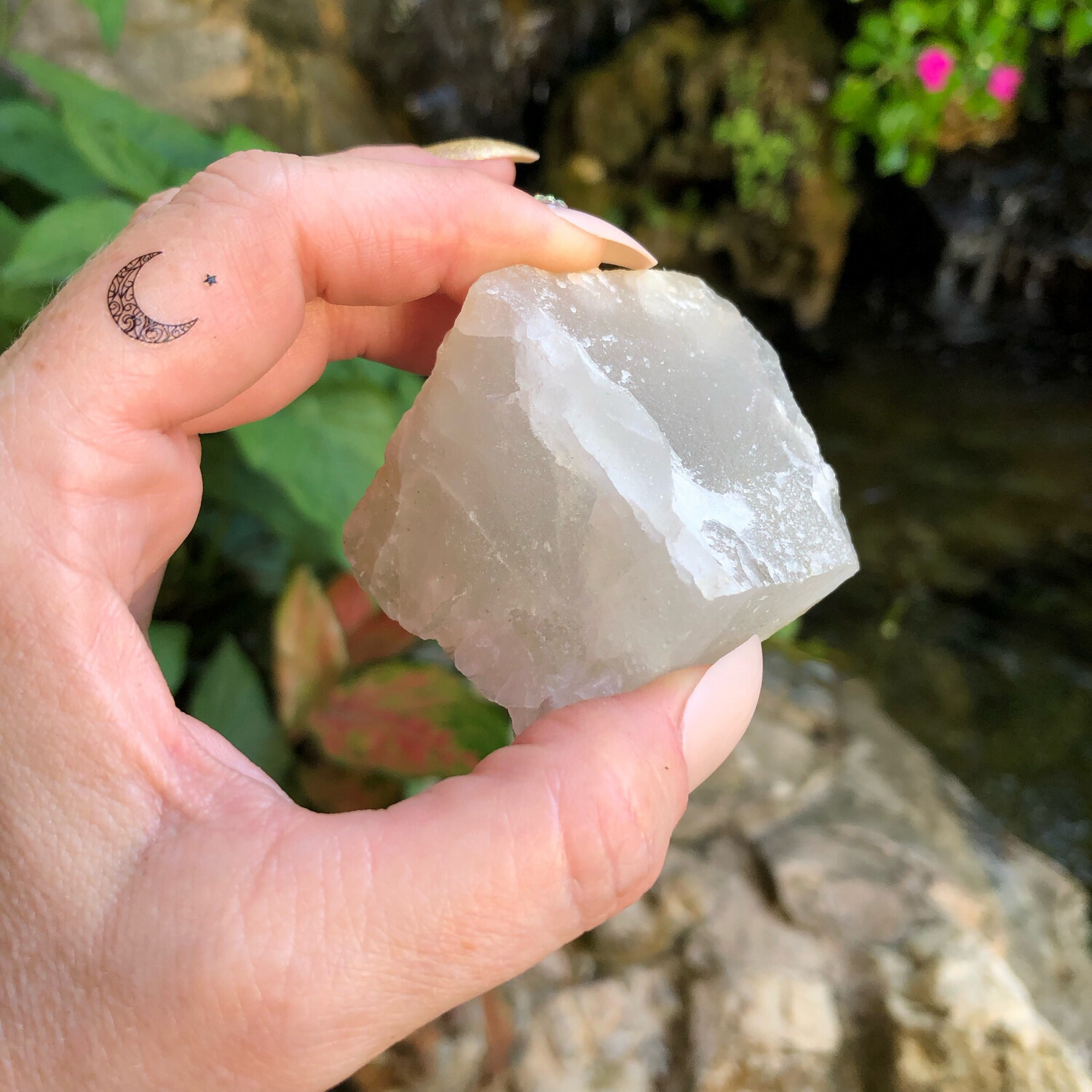 QUARTZ - #26 - PALM SIZED CHUNK