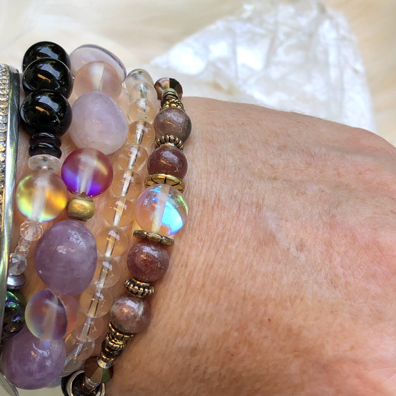 KASHGAR GARNET - Gemstone Stretch Bracelet