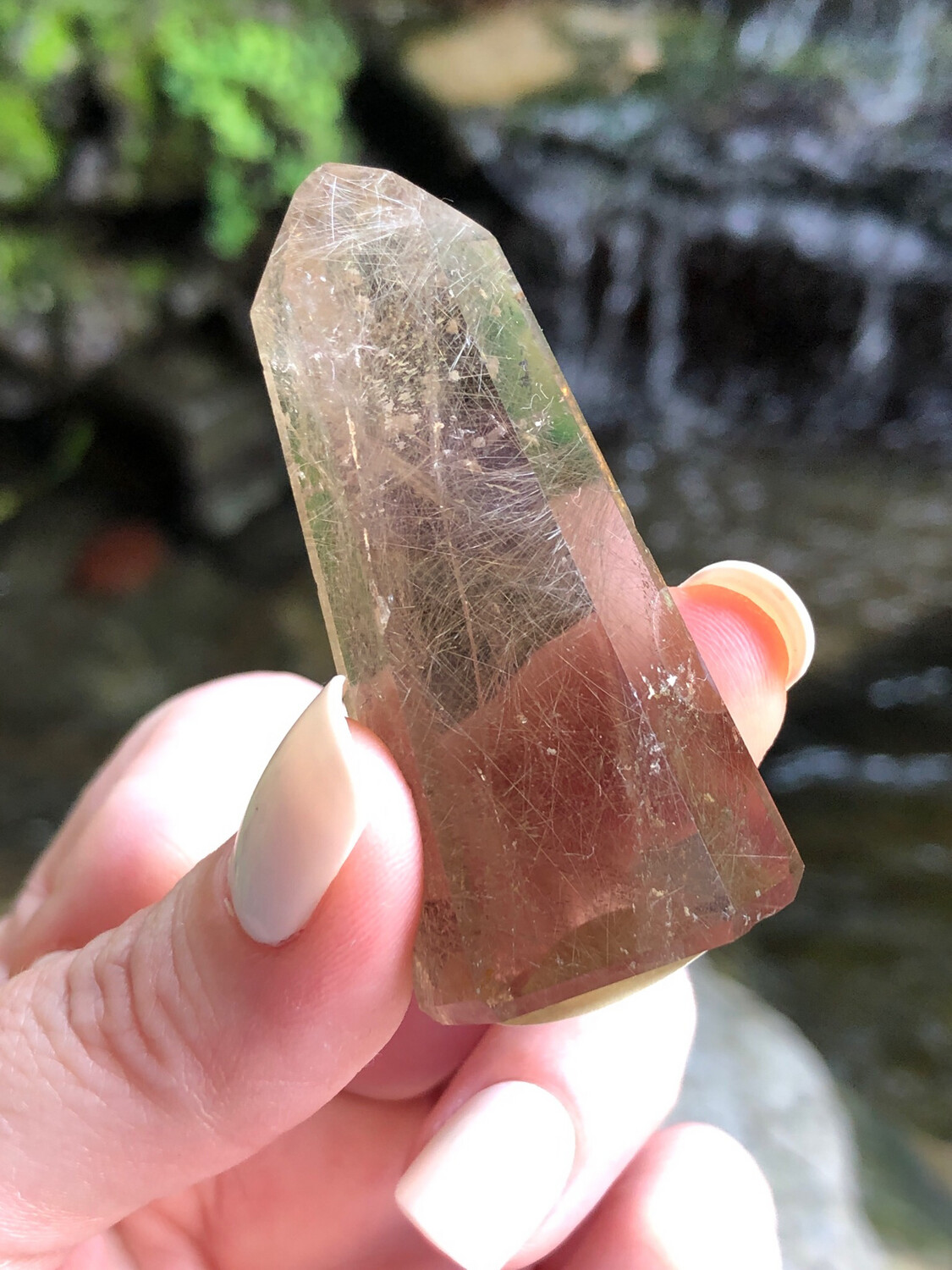 SMOKY RUTILATED QUARTZ - TOWER - 5.5cm - Manifestation, Spiritual Expansion, Protection