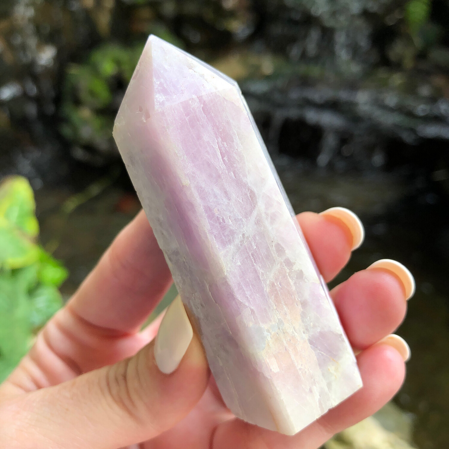 PINK KUNZITE - TOWER - 7.7cm -  Love, Emotional Healing, Soothing