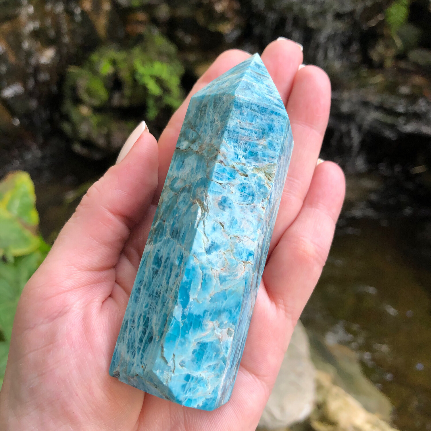 BLUE APATITE - TOWER - 10cm - Creativity, Ambition,  Manifestation