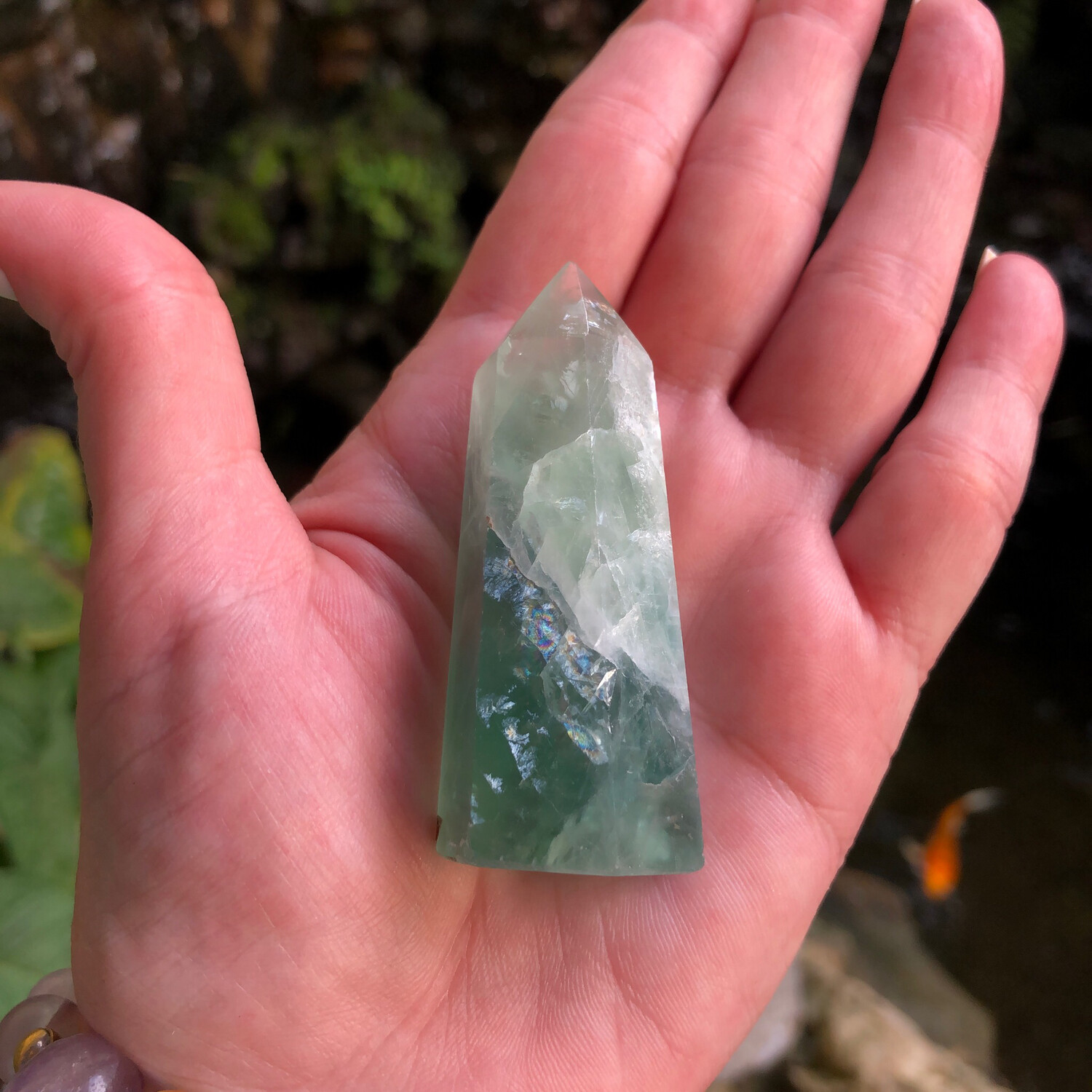 BLUE FLUORITE - TOWER - 6.1cm - Gentle Honesty, Focus, Patience