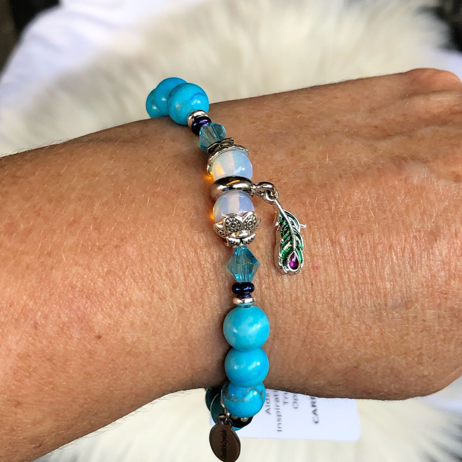 HOWLITE BLUE (dyed) - Stretch - Gemstone Crystal Therapy Bracelet