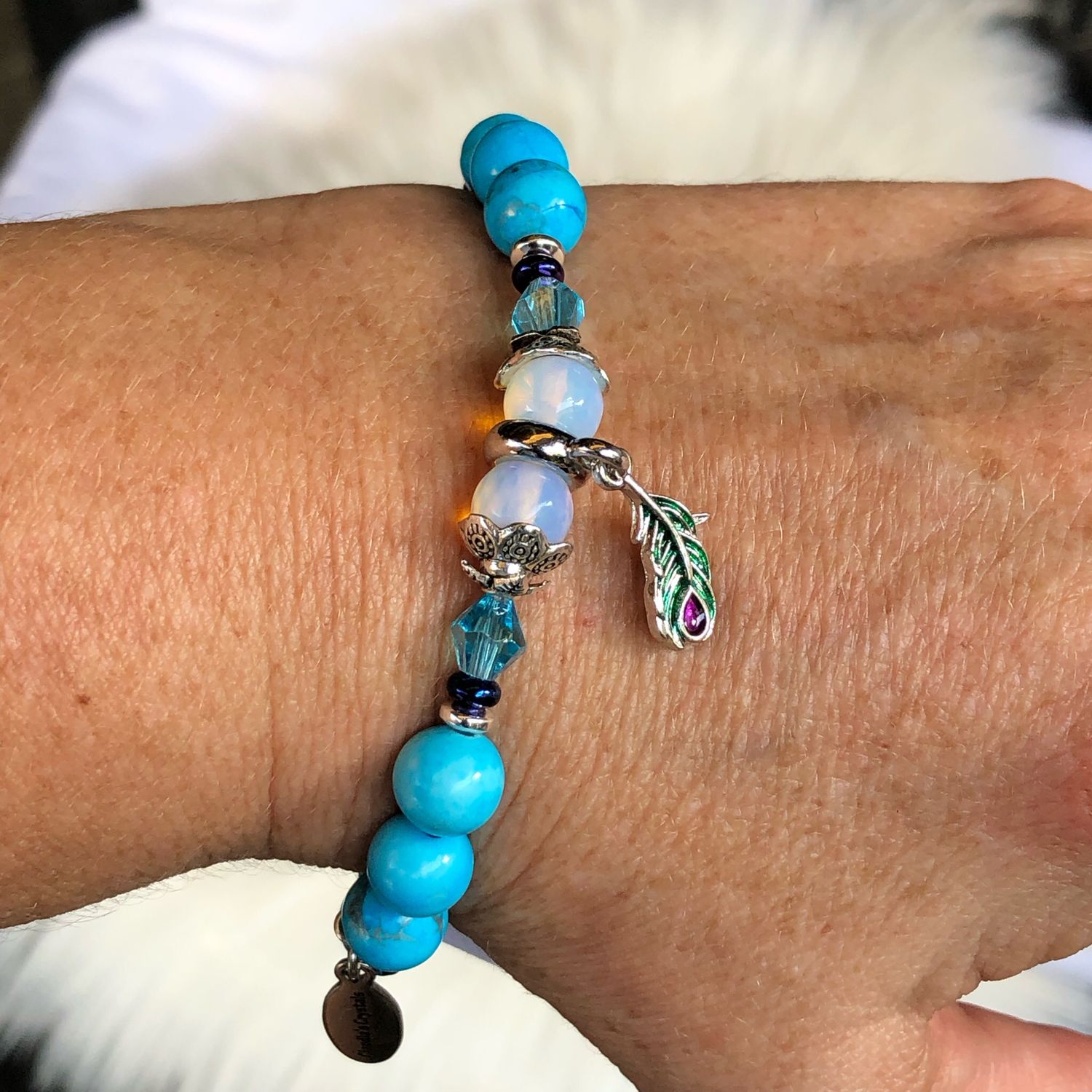 HOWLITE BLUE (dyed) - Stretch - Gemstone Crystal Therapy Bracelet