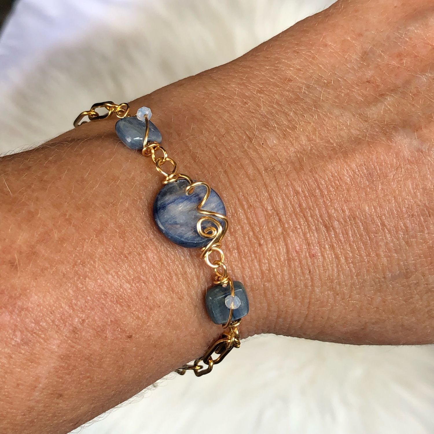 BLUE KYANITE - Gemstone Adjustable Bracelet - 18K Gold Plated