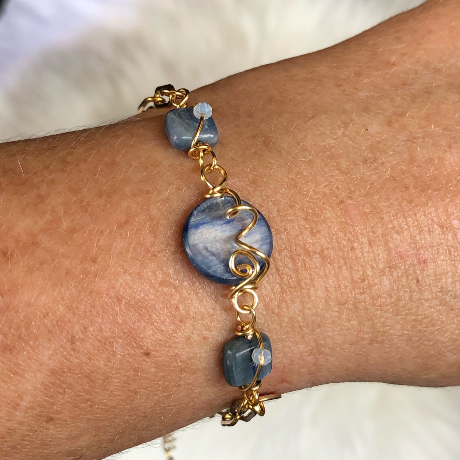 BLUE KYANITE - Gemstone Adjustable Bracelet - 18K Gold Plated