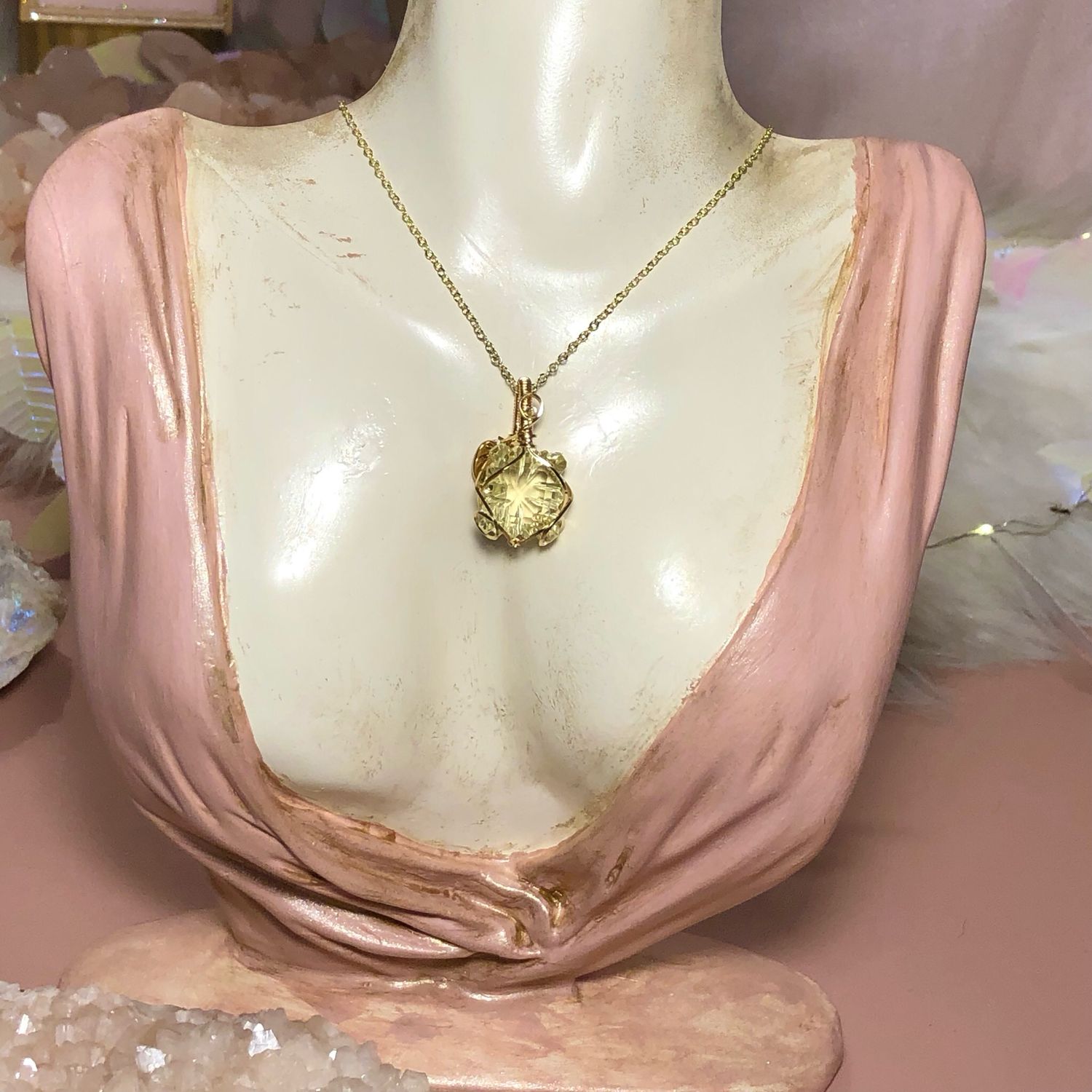 LEMON QUARTZ - Gem Quality - 14k Gold Filled - Crystal Therapy Pendant