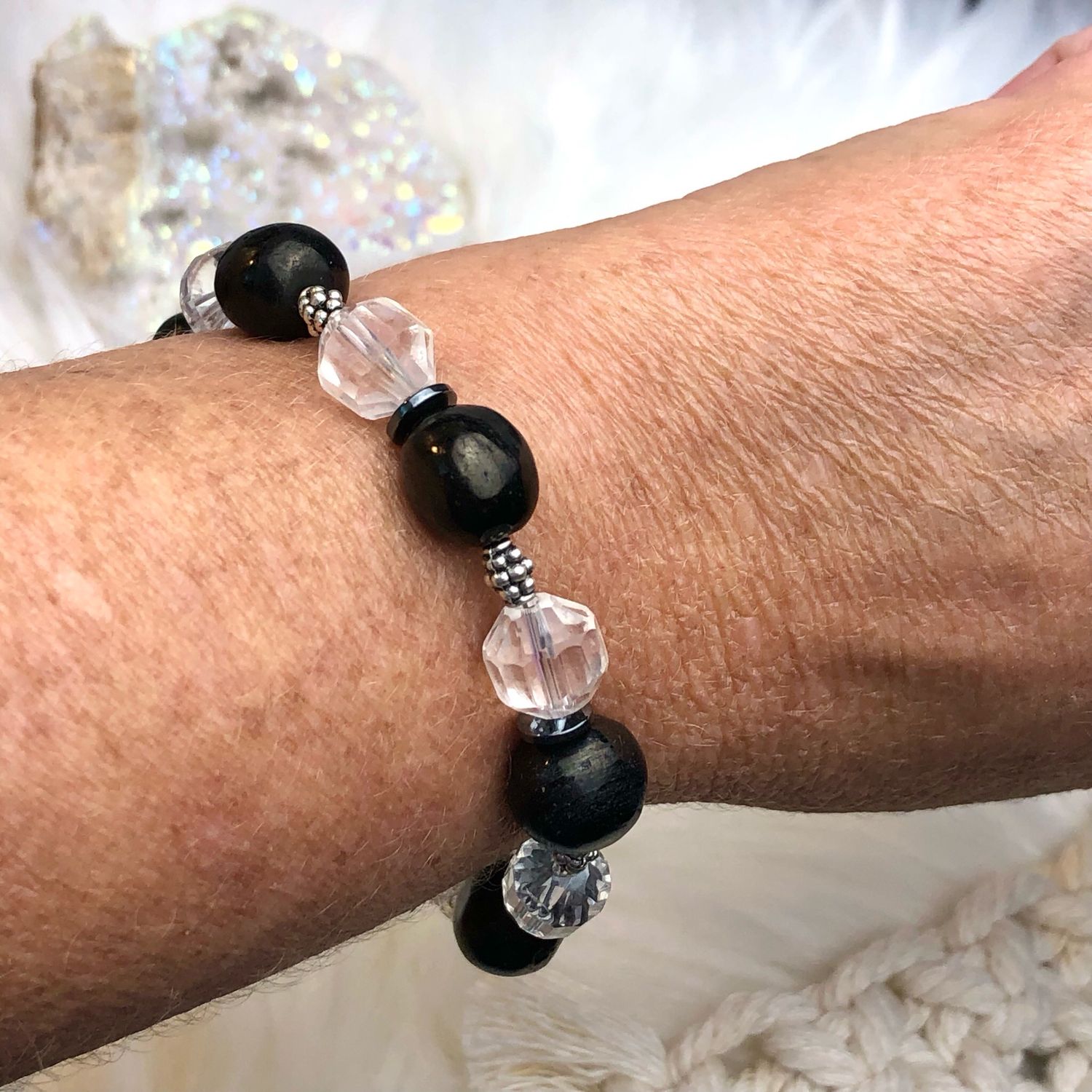 JET LIGNITE &amp; CLEAR QUARTZ - Silver Plated - Adjustable Gemstone Crystal Therapy Bracelet