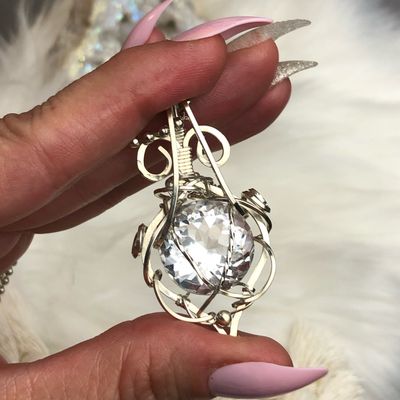GEM QUALITY CLEAR QUARTZ - Sterling Silver - Gemstone Crystal Therapy Pendant