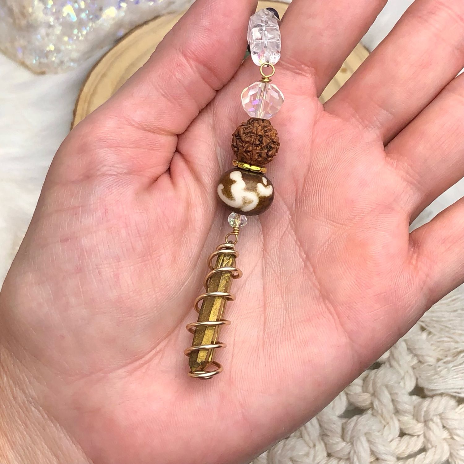GOLD AURA QUARTZ POINT WITH OM SYMBOL - Car Shield