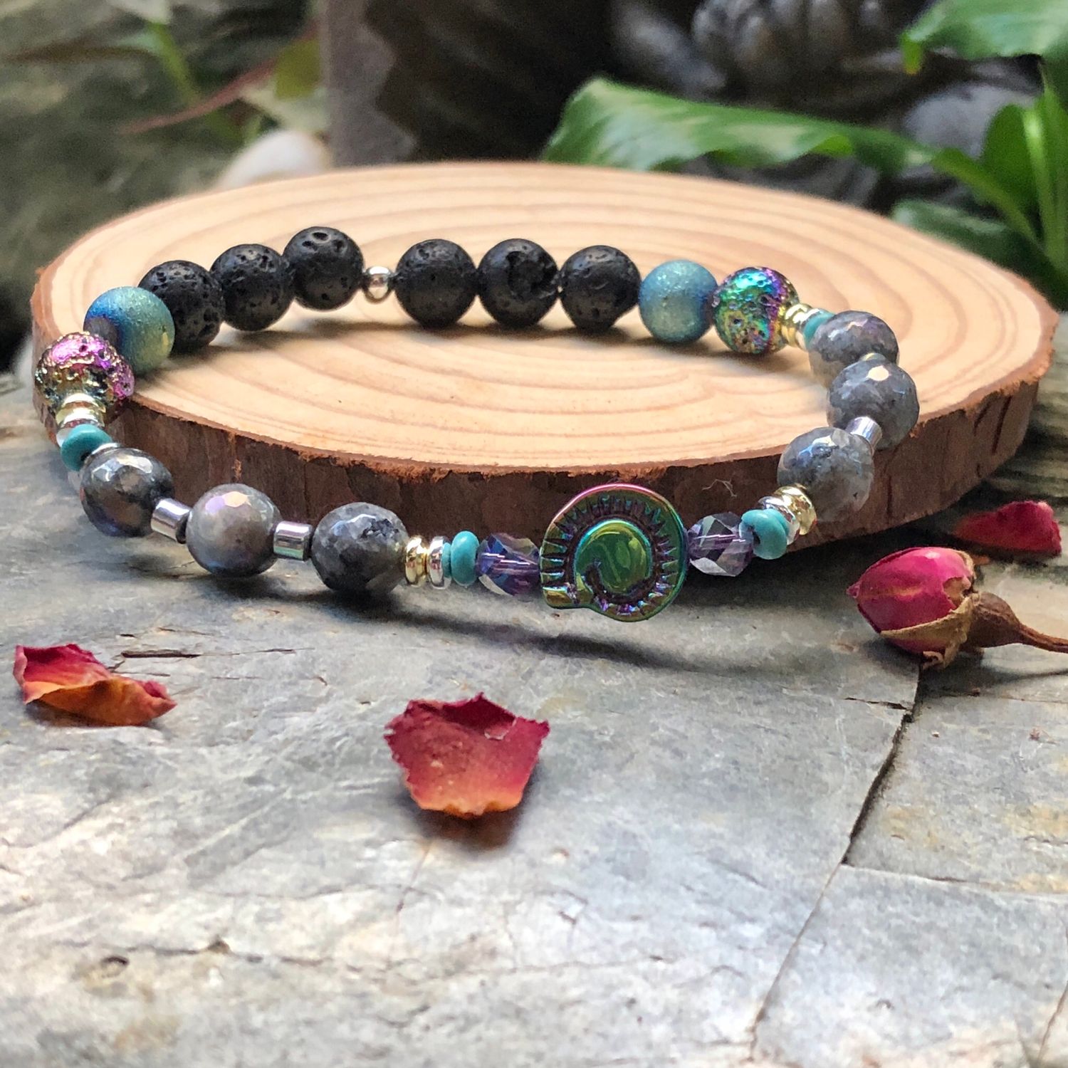 AURA LABRADORITE &amp; LAVA STONE - Gemstone Stretch Bracelet