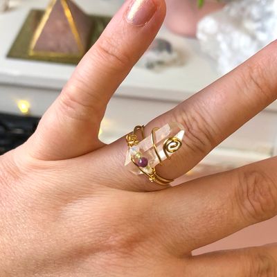 CLEAR QUARTZ POINT - Adjustable Ring - Gold Plated
